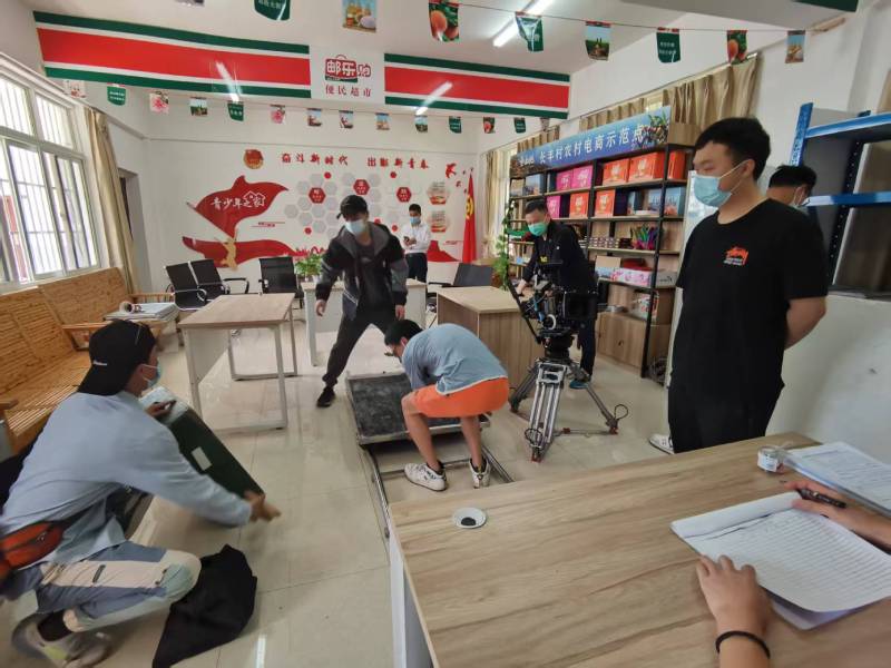 追星女孩心理学分析报告：晋宁县广告片拍摄公司揭秘饭圈应援式传播逻辑